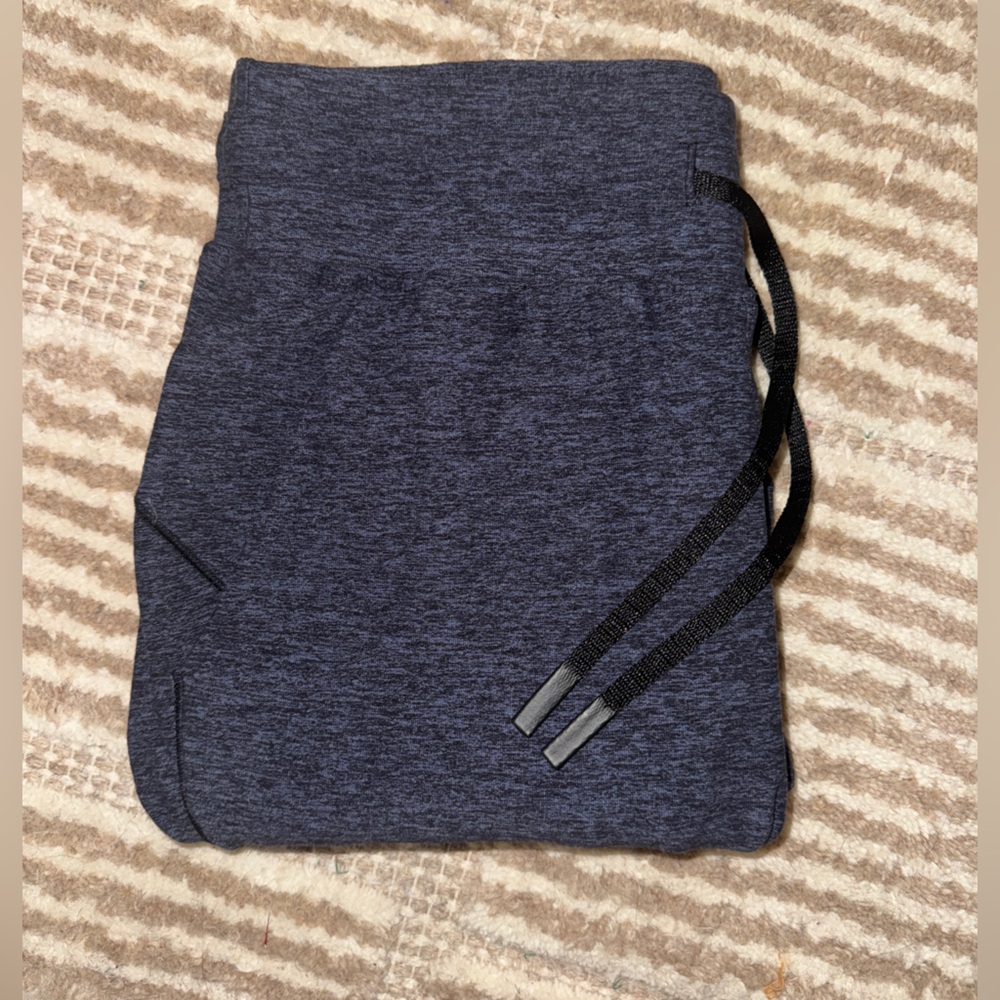 Lululemon soft Joggers!